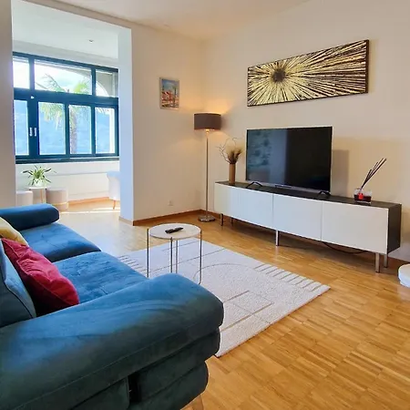 Romantic View With Balcony And Parking In Locarno * Orselina