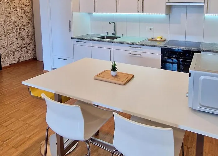 Romantic View With Balcony And Parking In Locarno 아파트 Orselina