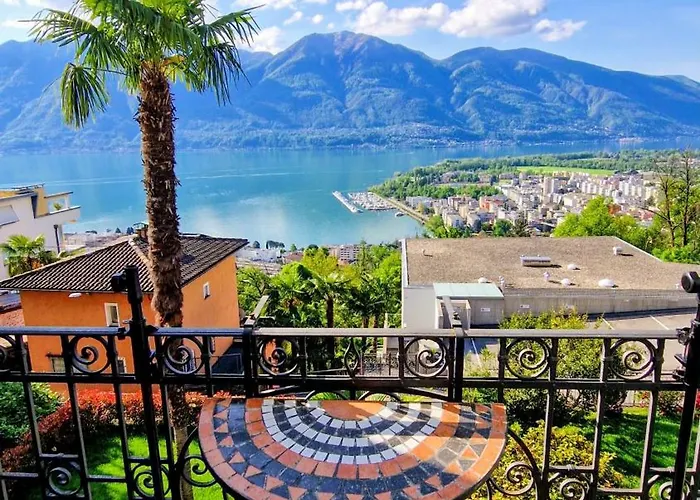 Romantic View With Balcony And Parking In Locarno * Orselina
